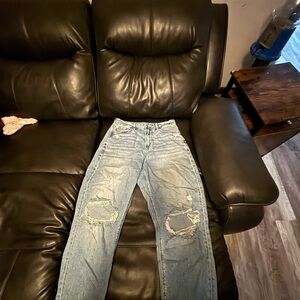 Distressed women’s American eagle Light Blue Jeans